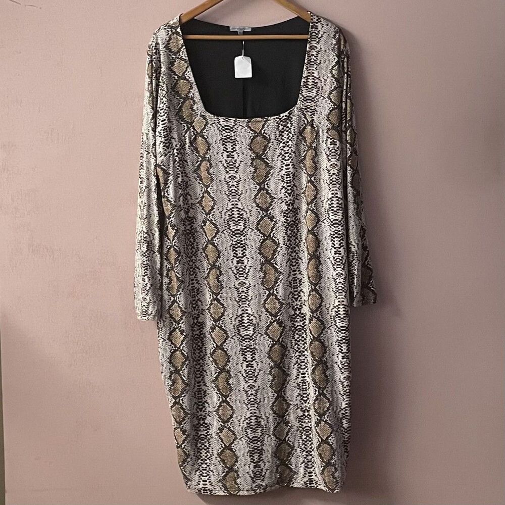 Charlotte Russe+ Tan Snake Print BodyCon Dress Size 3X NWT